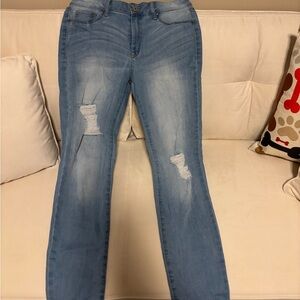 Women’s size 9(29) Light Wash Jeans